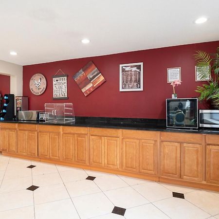 Oyo Townhouse Houston Airport North Otel Dış mekan fotoğraf