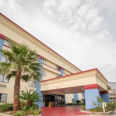 Oyo Townhouse Houston Airport North Otel Dış mekan fotoğraf