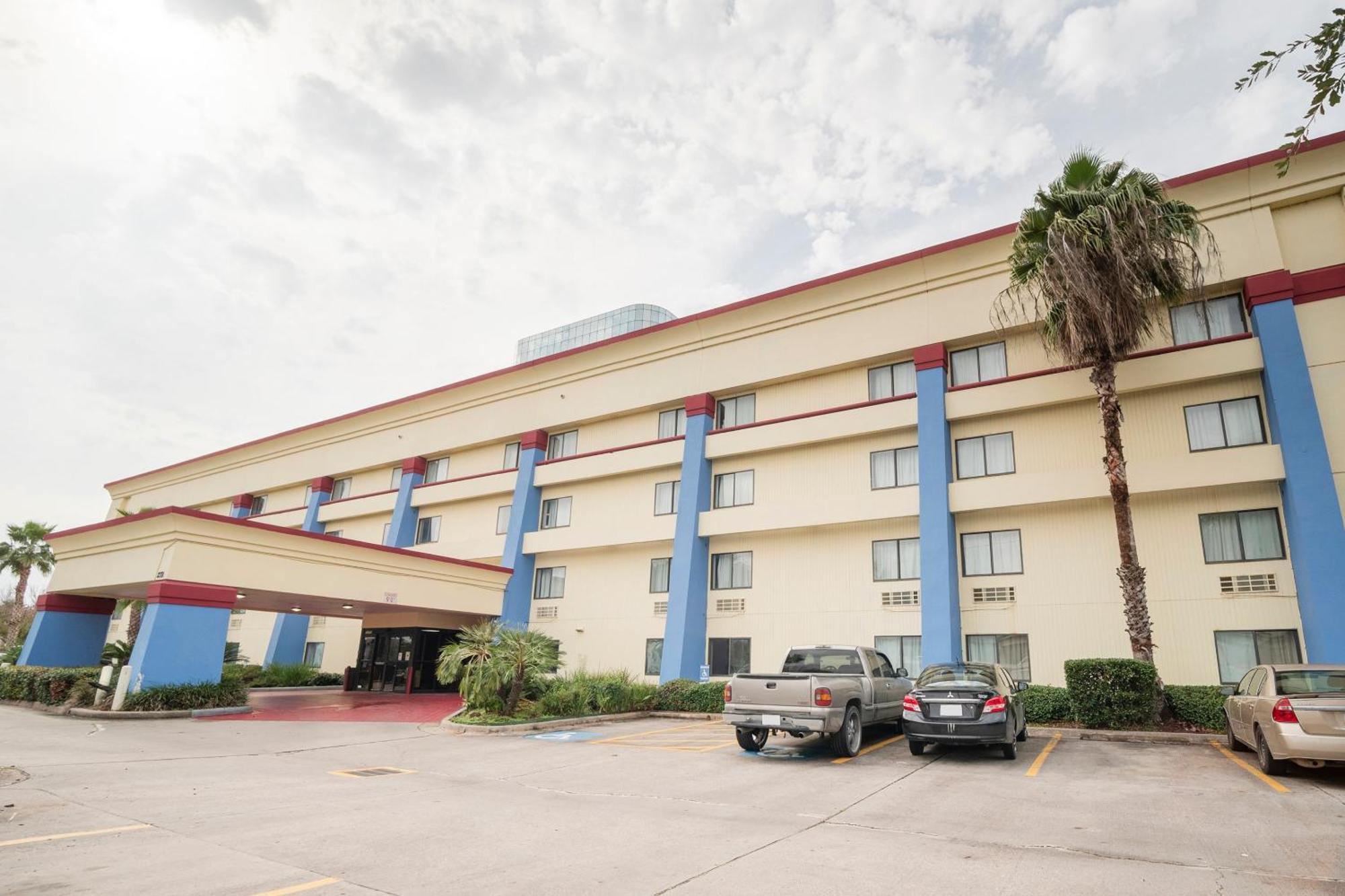 Oyo Townhouse Houston Airport North Otel Dış mekan fotoğraf