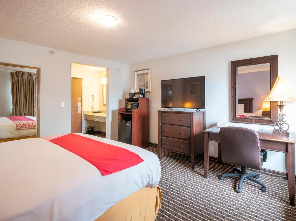 Oyo Townhouse Houston Airport North Otel Dış mekan fotoğraf
